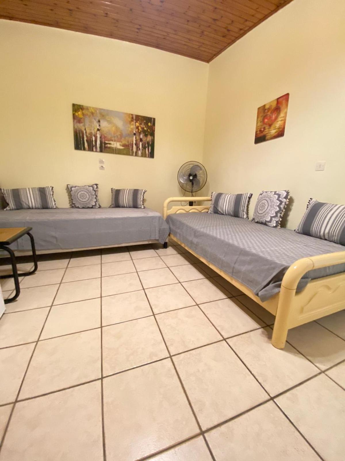 Althea Apartment Maroulás Esterno foto